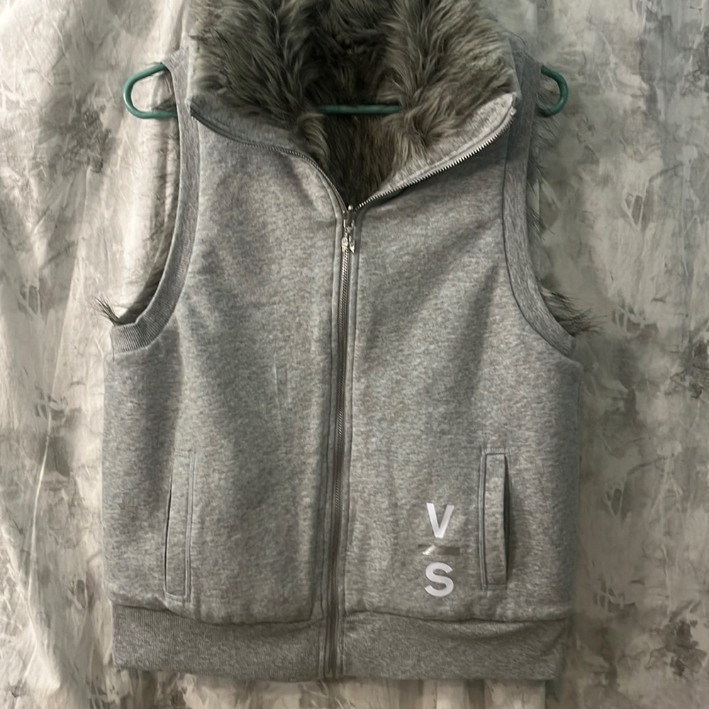 Victoria’s Secret reversible vest, perfect condition size medium - Picture 2 of 8